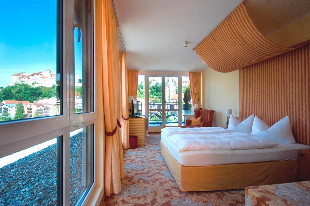 Hotel Burgblick Hochburg-Ach المظهر الخارجي الصورة